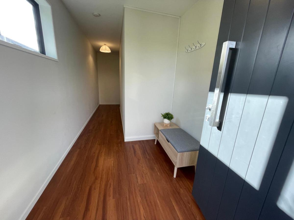 Quiet, New, Sunny Cnzhouse On Upstairs Near Cbd Διαμέρισμα Κράισττσερτς Εξωτερικό φωτογραφία
