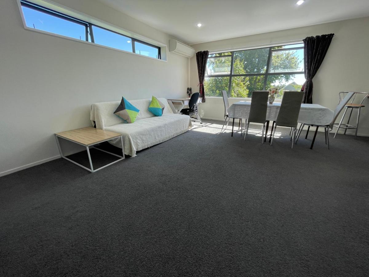 Quiet, New, Sunny Cnzhouse On Upstairs Near Cbd Διαμέρισμα Κράισττσερτς Εξωτερικό φωτογραφία