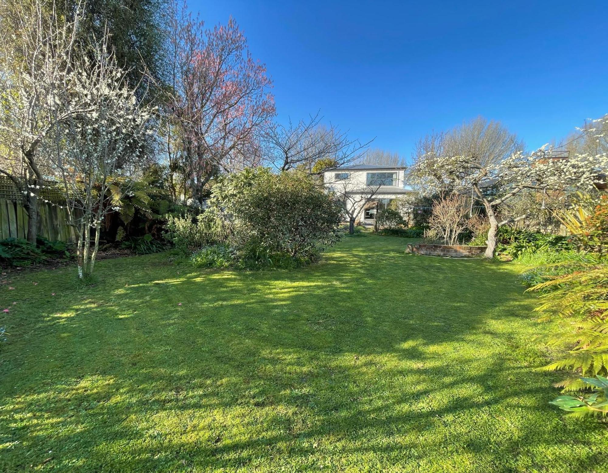 Quiet, New, Sunny Cnzhouse On Upstairs Near Cbd Διαμέρισμα Κράισττσερτς Εξωτερικό φωτογραφία